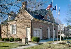 Mathews County Virginia Courthouse